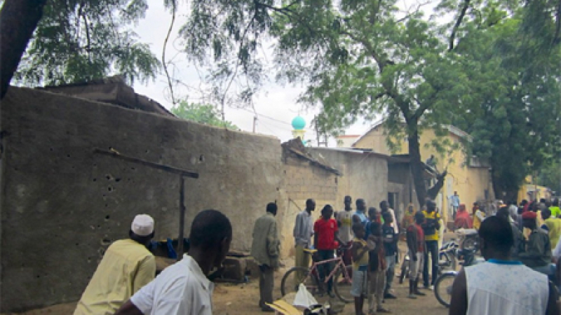 Взрив на камикадзе разкъса десетина души в Камерун 