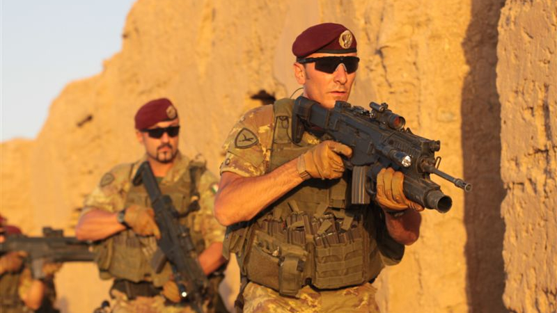 Италия изпраща десантчици в Ирак
