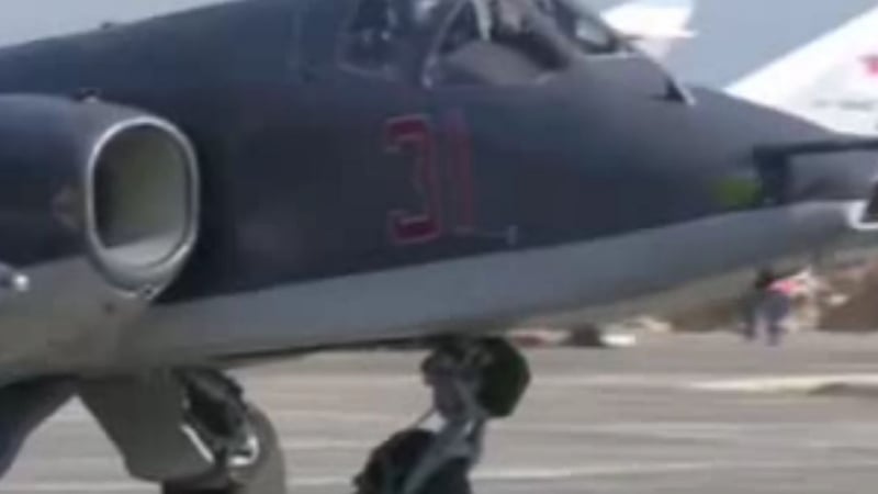 Ексклузивно от войната: Сирийски МиГ-ове за първи път прикриват руски щурмоваци по време на акция (ВИДЕО)