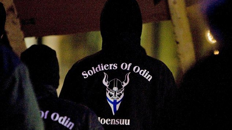 „Войниците на Один“ бродят из финландските градове в търсене на мигранти-мюсюлмани
