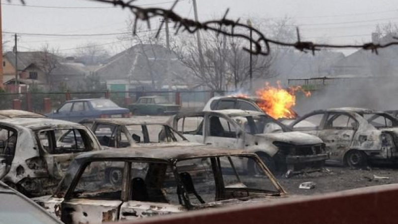 Украински генерал: Опълченците всеки момент могат да превземат целия Донбас 