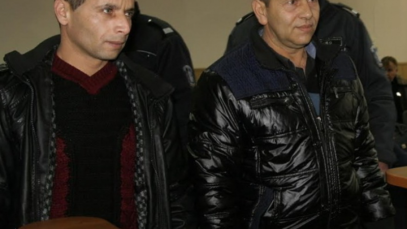 Димитър Будаков, защитник на подсъдимия Чичото: Ромите пребиват Рогачев, след като вади оръжие срещу тях