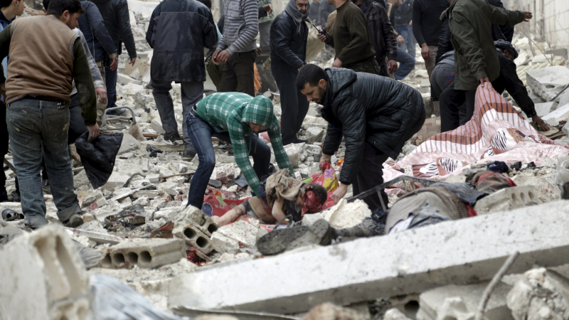 При бомбардировки в Източна Сирия са убити 22-ма цивилни