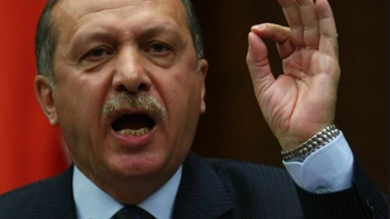 Ердоган бесен от прииждането на руски войски край северната граница на Сирия  