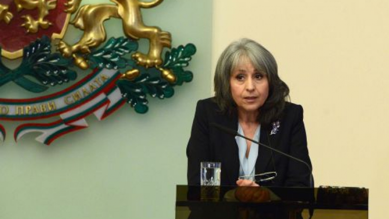 Маргарита Попова: Президентската институция не може да говори както една партийна централа