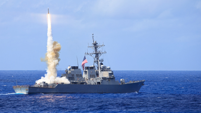 Напрежението расте: САЩ отново предизвикаха Китай с ракетен кораб в Южнокитайско море        