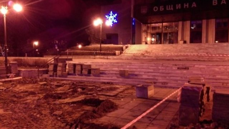 Един символ си отиде: Махнаха грамадата от камъни на лобното място на Пламен Горанов