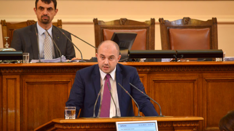 Стефан Кенов: Подкрепата на БДЦ за г-жа Кунева е подкрепа за стабилността в страната