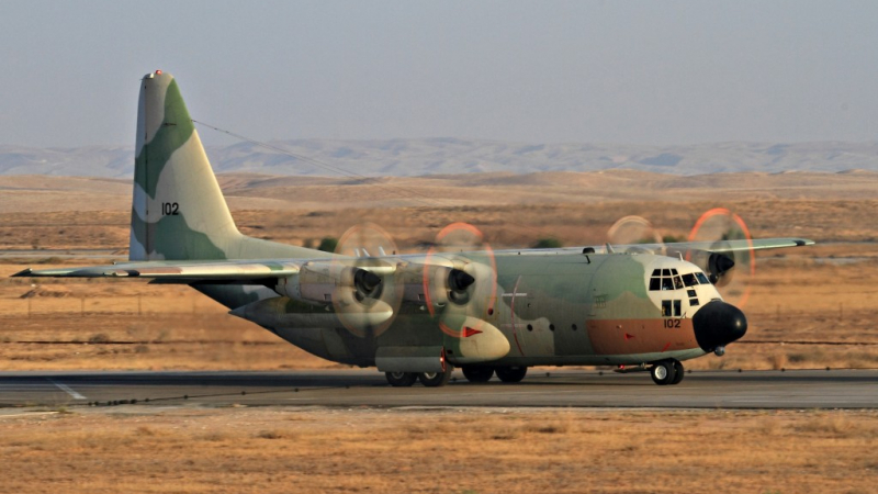 Пентагонът отказва да признае строителство на авиобаза в Сирия