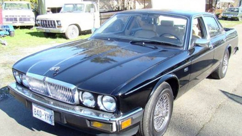 По-добре вижте: Класически Jaguar pick-up