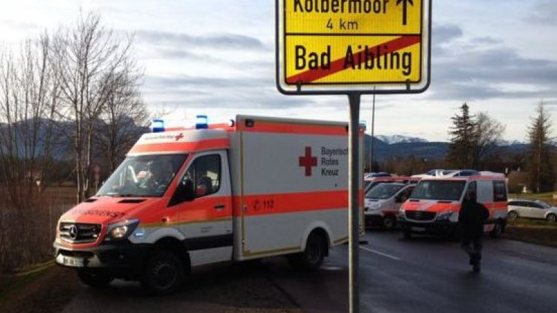 Зверска катастрофа: Два влака се удариха челно в Германия, 8 загинаха
