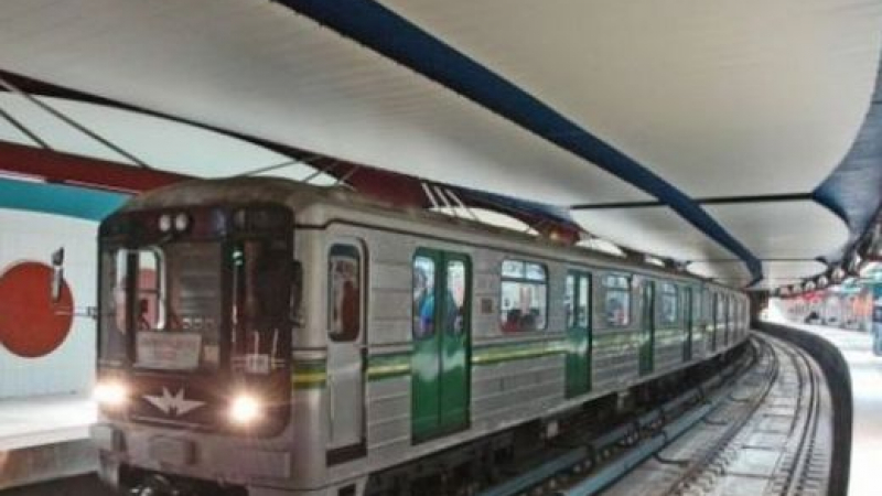 Строителството на метрото блокира частично движението в София 