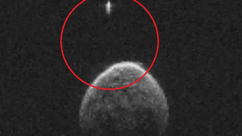 Уникално! Заснеха как НЛО се сблъска с астероид (ВИДЕО)