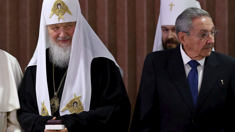 Руският патриарх Кирил се срещна с Фидел Кастро