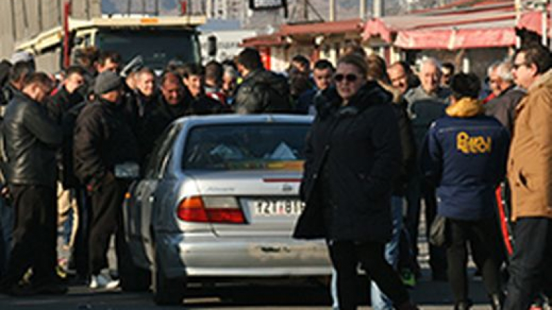 Гърци предлагат вдигане на блокадата за два дни, нашите шофьори: Това е капан
