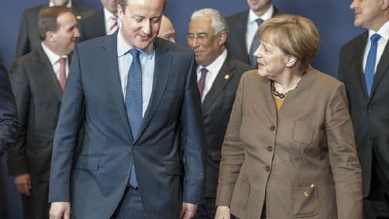 Съдбовна нощ: ЕС и Великобритания на крачка от разкола  