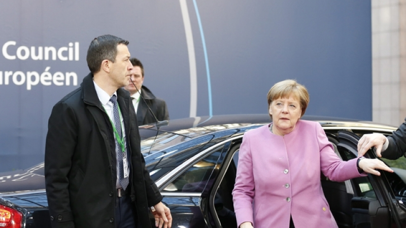 Камерън докара Меркел до пълно изтощение (ВИДЕО)