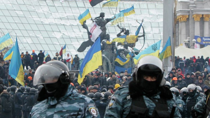 Активист от Майдана призна, че пръв е застрелял в тила бойци от &quot;Беркут&quot; на кървавия 20.02.2014 (ВИДЕО)