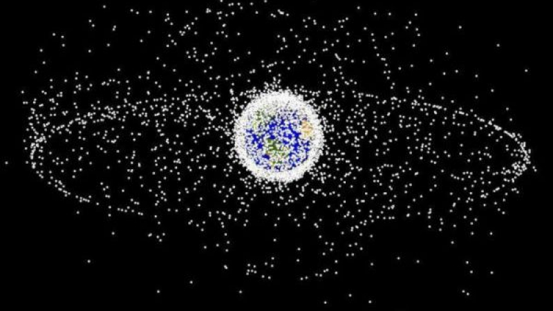 Космическият боклук представлява заплаха за Земята