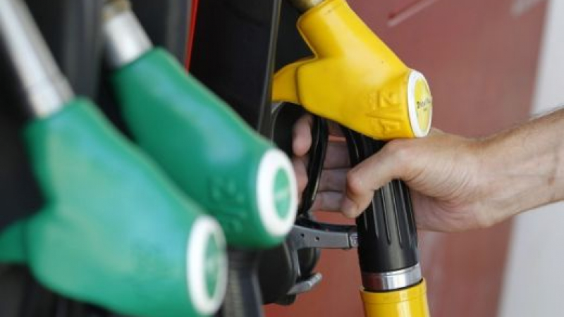 КЗК официално съобщи: Има картел на пазара на горива