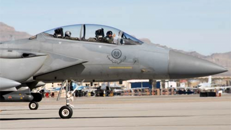 В турска авиобаза кацнаха четири саудитски изтребителя F-15     
