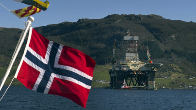 Криза: Норвегия за първи път се бръкна в резервния фонд