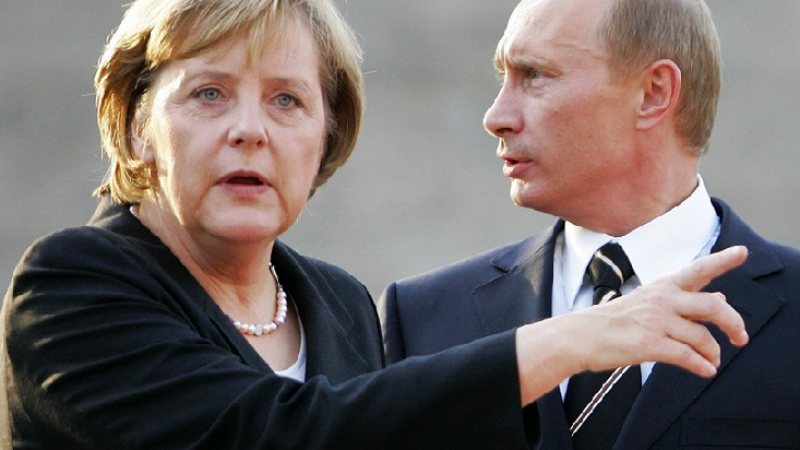 Шеф от НАТО разкри коварния план на Путин за свалянето на Меркел