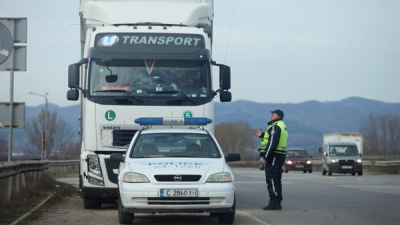Убийствен трафик в Пиринско, ето къде са полицейските патрули