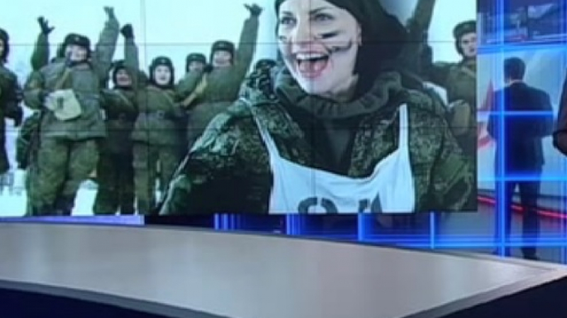 Какво се крие под противогаза!? Избраха най-бойните красавици в руската армия (ВИДЕО)