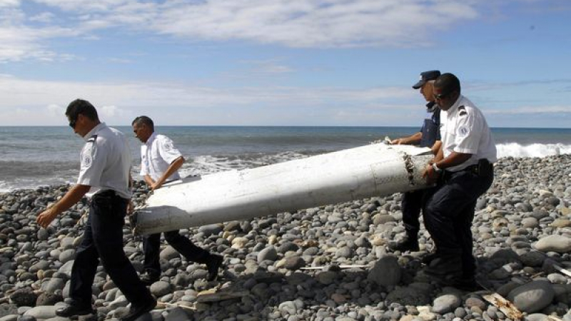 Парче от изчезналия малайзийски Боинг откриха на плаж в Мозамбик