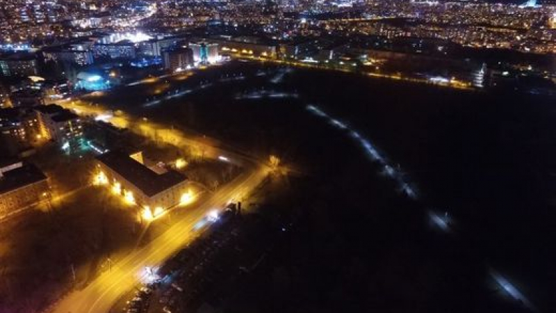 Половината Студентски град тъне в мрак (СНИМКИ)