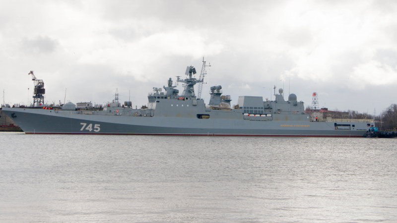 „Адмирал Григорович” доплава в Черно море, на палубата му бъка от мощни оръжия