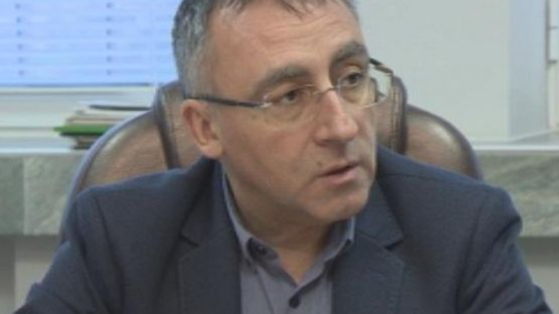 Зам.-министър Стаматов: Бълваме висшисти, а се търсят гимназисти с професия
