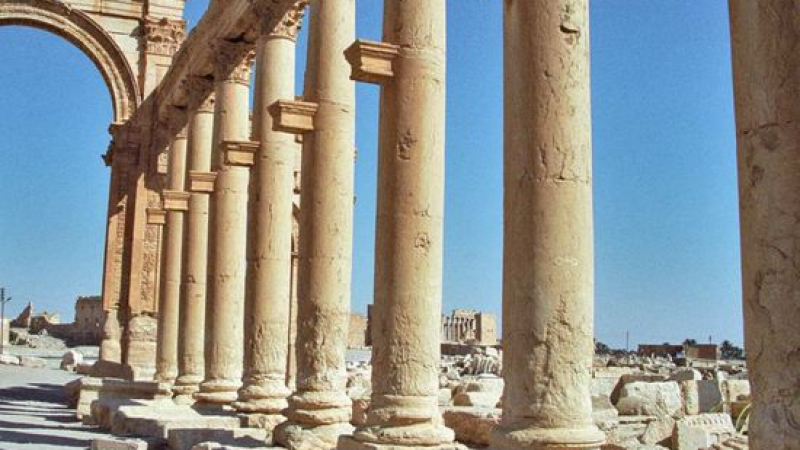 Сирийската армия влезе на територията на Палмира! 