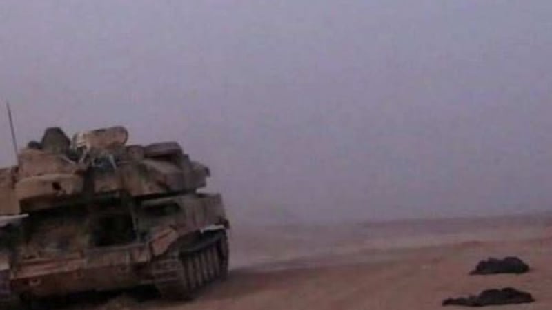 Танкове и специални части напредват към Палмира (ВИДЕО)