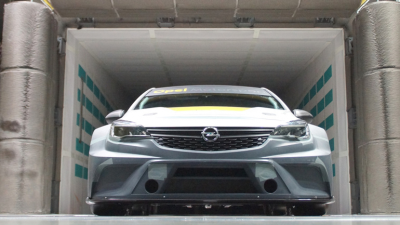 Opel Astra TCR стана шампион по аеродинамика