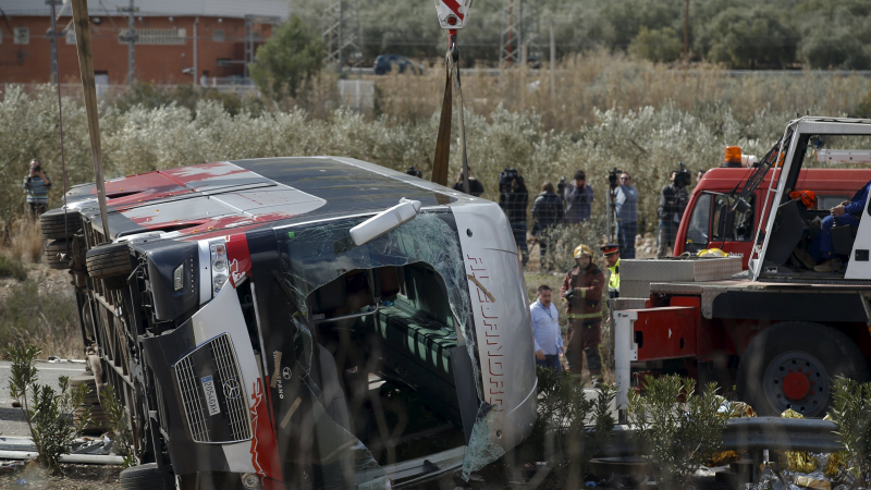 Официално: Седем италианки и две германки са сред загиналите при катастрофата със студенти в Испания 