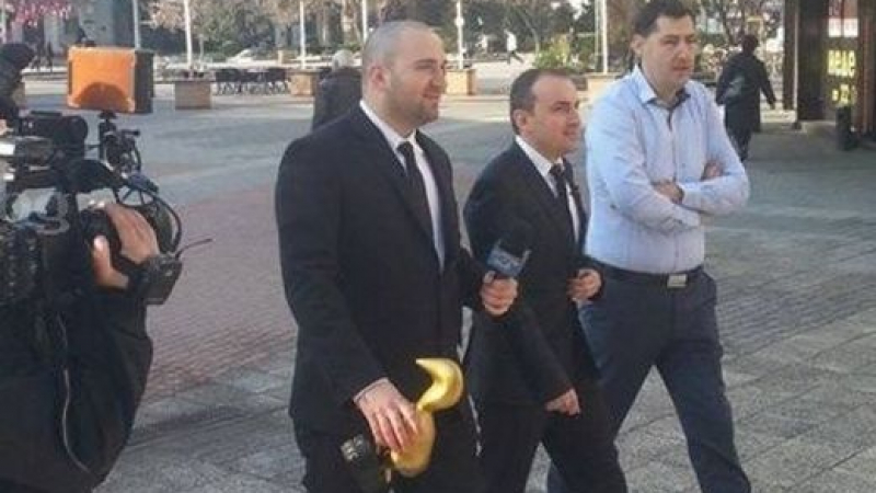 &quot;Златният скункс&quot; погна кмета Тотев в центъра на Пловдив