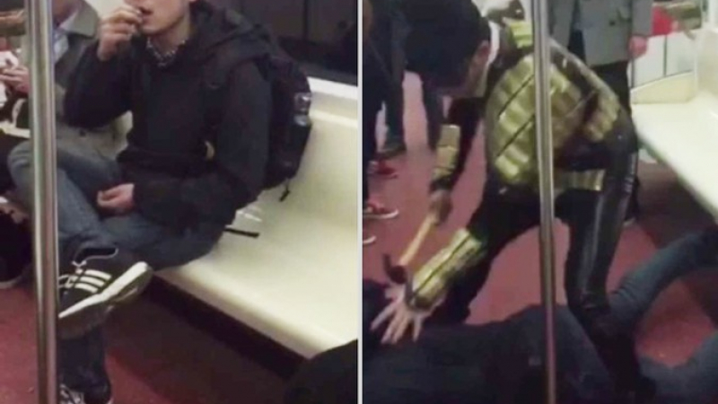 Супергерой преби пътник в метрото заради семки (СНИМКИ/ВИДЕО)