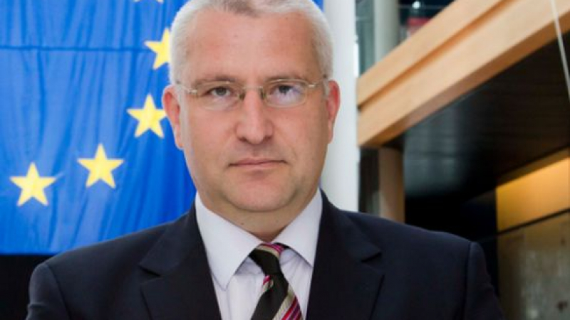 Евродепутатът Светослав Малинов: Брюксел още не е парализиран, хората тепърва осъзнават какво се е случило 
