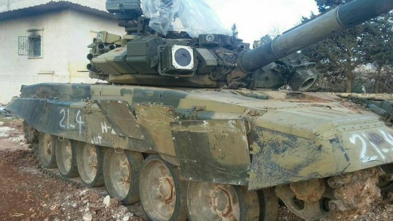 Появи се първа снимка на поразения сирийски танк Т-90 от противотанковата ракета TOW
