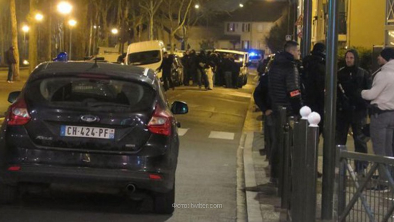 Операцията до Париж: Арестуван е шеф на терористи, открити са експлозиви за атентат (ВИДЕО) 