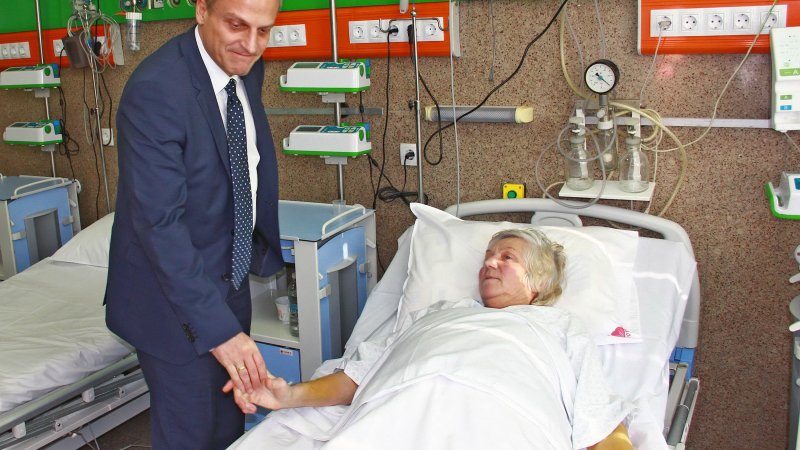 Д-р Стойчо Кацаров: Пациенти и лекари печелят от отменената реформа на Москов 