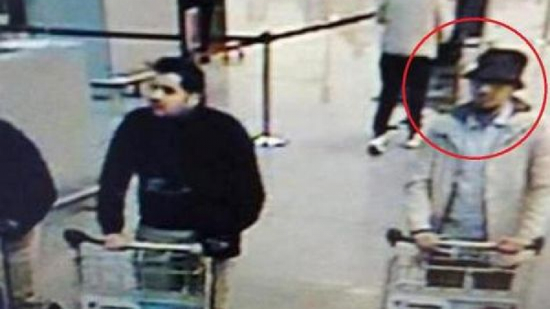 Le Soir: Обвиниха човека с бялото яке от  снимката на летището Фейсал Шефу