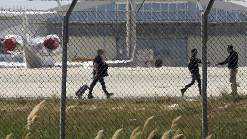 Ново 20: В Кайро задържаха трима, свързани с атентатора от летището в Ларнака 