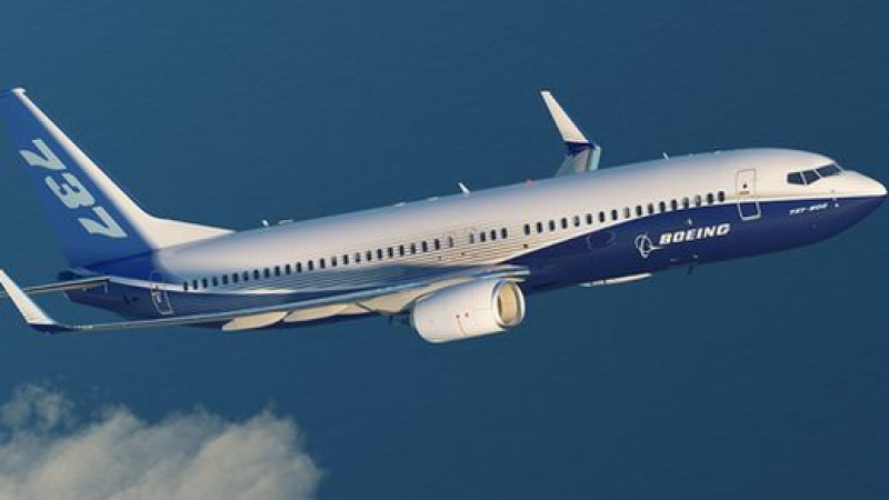 „Боинг” намалява производството на самолети от модела „737”