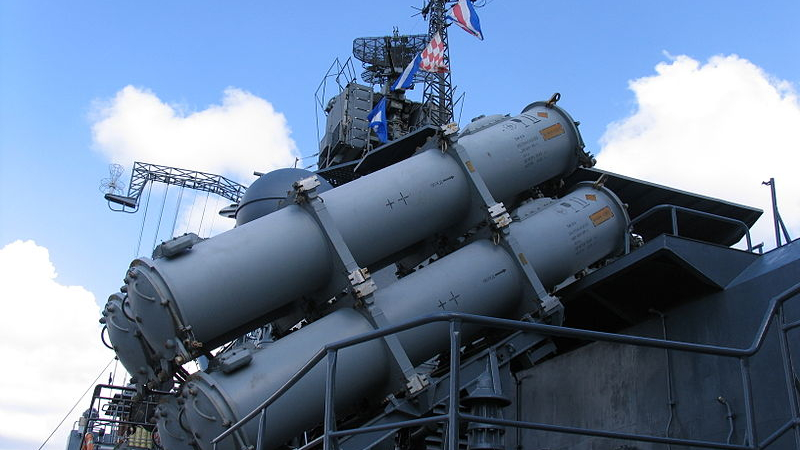 Бойния кораб „Маршал Шапошников” с нови противокорабни ракети „Уран” 