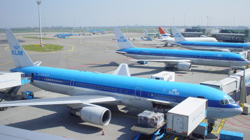 Брюксел финансира полети на авиокомпания с биогориво
