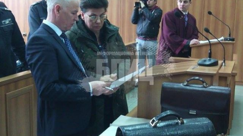Само в БЛИЦ: Иванка Ройдова изпадна в страшен стрес, отказва да вижда хора