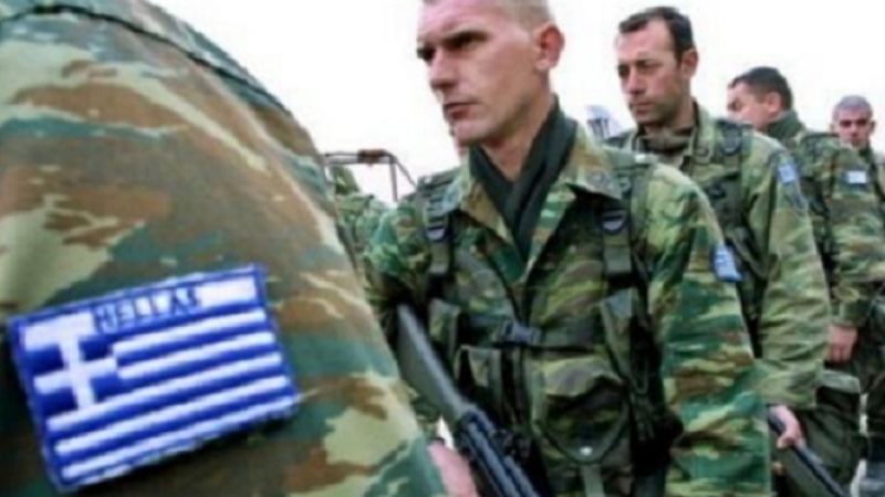 Гърция вдигна армията си на извънредни учения по границите с Македония и Турция